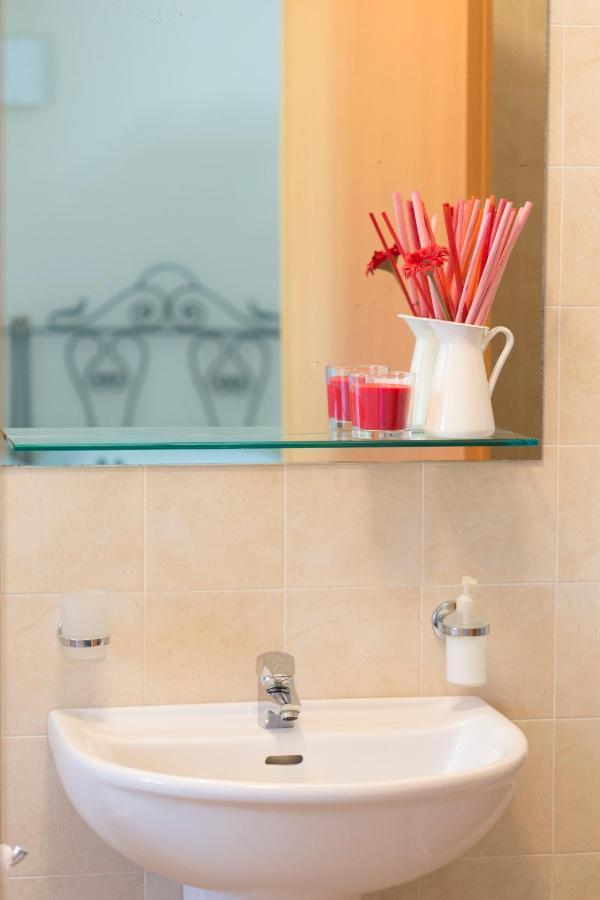 Bed&Breakfast Il Frantoio Misano Adriatico Bagian luar foto
